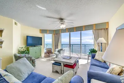 Image de Fabuleux 3 Chambres Oceanfront Windy Hill Dunes Condo, 1304