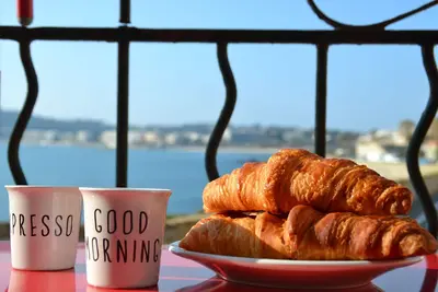 Image de Vue mer avec balcon, Vieil Antibes, 2 personnes