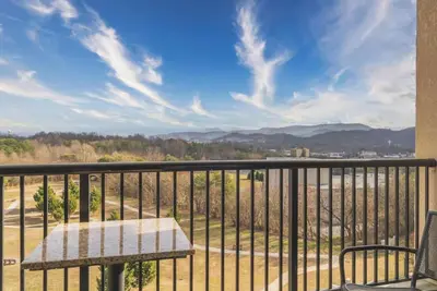 Image de Sweet Wilderness - Condos avec vue sur la montagne - Unité 3707