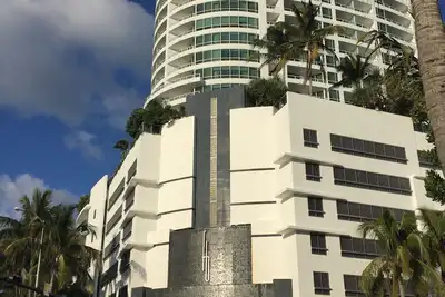 Image de Superbe grande suite 1br / 2ba - service de voiturier gratuit et deux laissez-passer pour le spa
