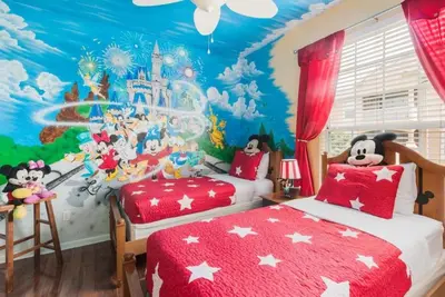 Image de Luxe tropical: Windsor Hills Condo près de Disney!