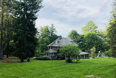 Image de Superbe victorienne moderne dans une partie hautement souhaitable de la ville