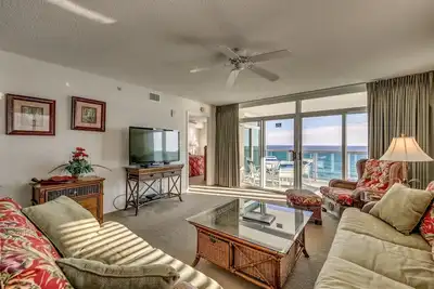 Image de Luxueux Oceanfront 3 Chambres Condo, Crescent Keyes 1010!
