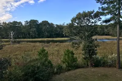 Image de Détendez-vous sur la rivière juste au sud de Salisbury