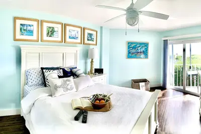 Ocean Front 2br \/ 2ba Condo, vue imprenable sur Océan \/ Marina, Tavernier Fl. Keys de la Floride