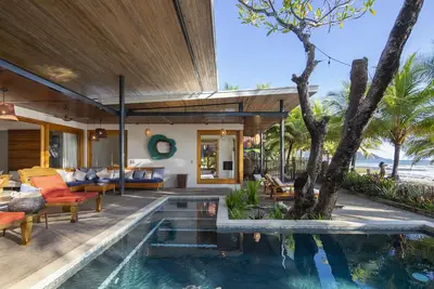 Image de Villa de luxe en bord de mer Ă Akoya