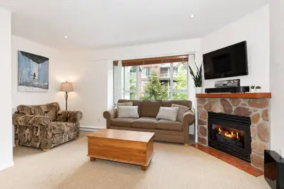 Prime Village Emplacement! ! !