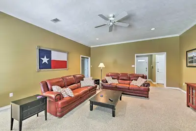 Nouveau! College Station Home avec Yard - 5 minutes à A & M!