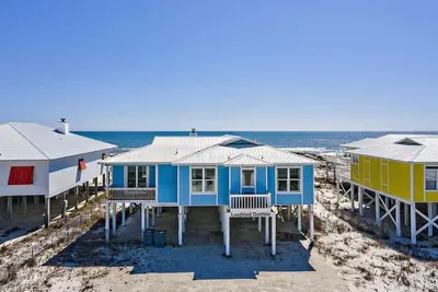 Image de Récemment rénové ~ 5 Br ~ Gulf Front ~ 14 personnes ~ Dolphin riant