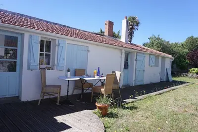 Image de Maison rénovée avec jardin, proche plage, 4 couchages, Barbâtre
