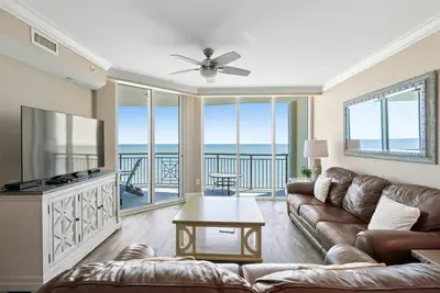 Image de Superbe Condo Oceanfront 3 Chambres Mar Vista Grande 1110!