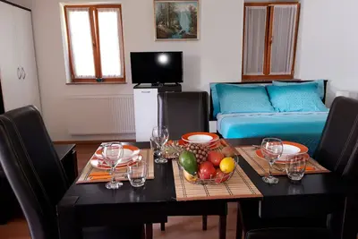 Image de Lacs de Plitvice - Chambre spacieuse attenante. Idéal pour couple, famille avec jeunes enfants