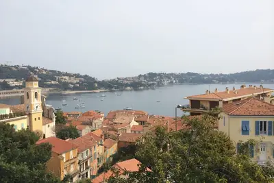 Image de Élégant appartement à Villefranche avec vue panoramique sur la baie, la mer et le village