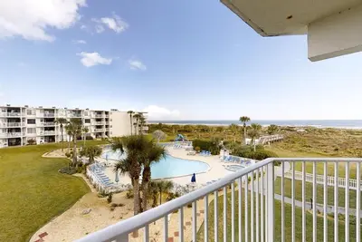 Image de Ocean View 3 chambres 2 salles de bain condo Ă Colony Reef Club