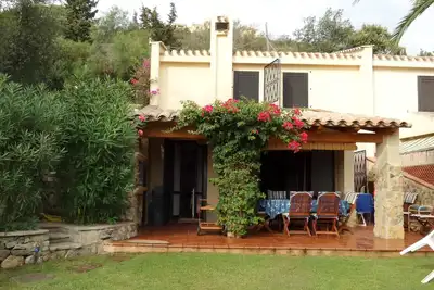 Image de Costa Rei- \"Villa Pino\", maison pour 6 personnes, à 200 m de la plage