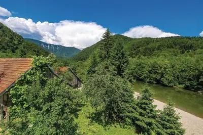 Image de Superbe maison Ă Brod na Kupi avec.