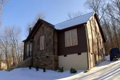 Image de Great Location Lovely Newer House Central Ac été! ! ! ! ! ! !