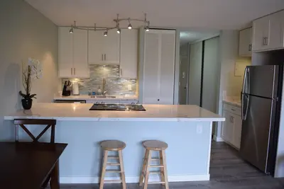 Image de Complètement rénové Maui retraite dans un excellent emplacement!