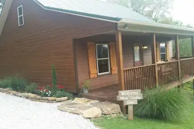 Image de Venez profiter de ce chalet de campagne Hillside nouvellement construit situé près de la rivière Buffalo