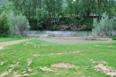Image de River House sur la belle rivière Rogue