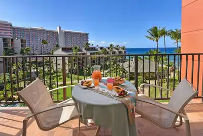 Image de Kaanapali Shores 613-Profitez de regarder les couchers de soleil et les baleines de votre véranda