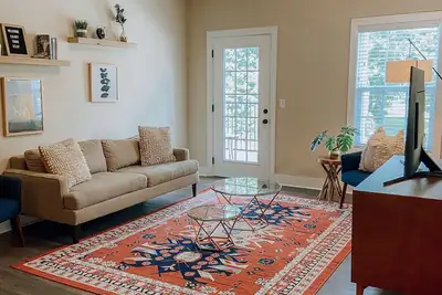 Image de Cet appartement de deux chambres nouvellement construit est situé juste à l'extérieur de Cookeville, Tn