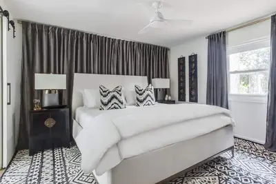 Image de Troisième retraite ferroviaire par Atlanta Luxury Rentals