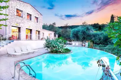 Image de Villa Paola Kassiopi - Maison en bord de mer à Corfou, Grèce