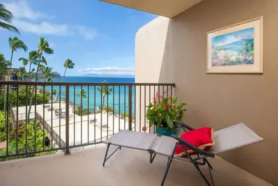 Image de Ocean Front unité w / cuisine mise à jour, piscine partagée, terrasse, grillades, WiFi gratuit