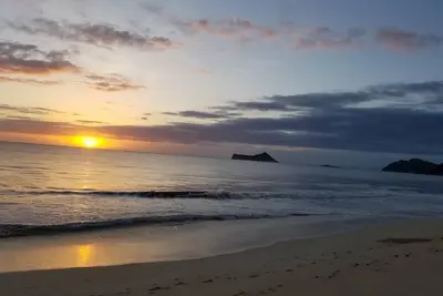 Image de Juste en face de Waimanalo / Bellows Beach, cour privée, pour 10 personnes