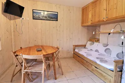Image de Studio fonctionnel, divisible, skis aux pieds, balcon, animaux acceptés - Les Allues