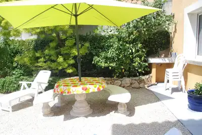 Image de T2 3 * garage in villa 300m from the beach, center, clim, wifi, flower garden