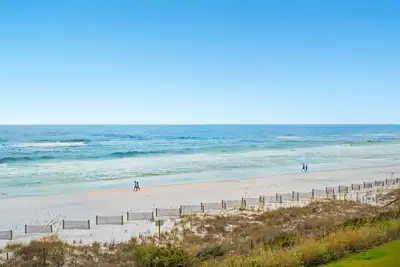 Image de Meilleure Vue - Directement Sur La Plage! Service De Plage Inclus! L'heure d'arrivée est 14h00! !