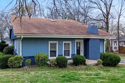 Image de Familial Nashville Lakehouse sur Two Foot Cove, dort 12-14!
