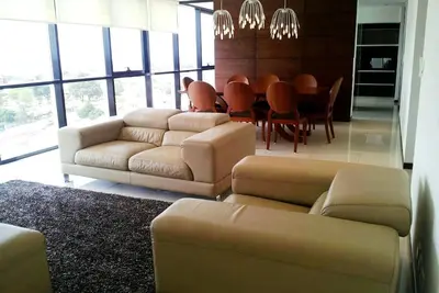 Image de Grand appartement pour les familles et les hommes d'affaires / Dpto para familias y empresarios