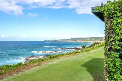 Image de Kbm Resorts | Free Car | Kapalua Bay Villa | Oceanfront | 1-Bedroom Condo, Beautifully Remodeled! Kbv-28g2