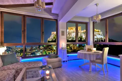 Image de Le seul et unique penthouse Acropolis!