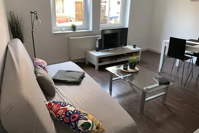 Image de Grand appartement lumineux avec 2 chambres WiFi gratuit à 5 minutes du centre