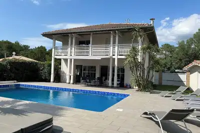 Image de Moliets Plage villa avec jacuzzi et piscine chauffée, animaux bienvenus