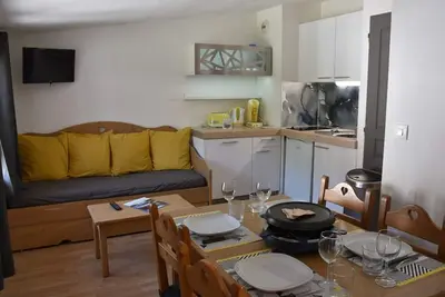 Image de Studio Cabine à Montgenèvre - Face aux Pistes, Wifi, Animaux Acceptés