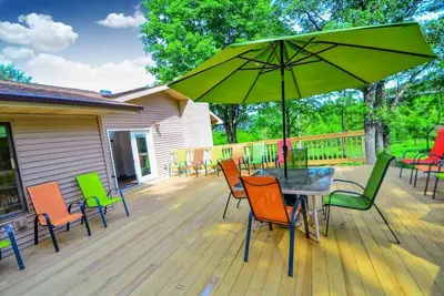 Image de * Nouvelle Liste | Bungalow Bigfoot @ DellsVacay | 5br spacieux | Mins Ă Wis Dells
