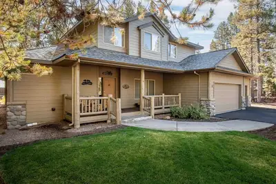 Image de Large Luxury Family Home-Sejour 2 nuits - 3e nuit gratuite - (9/4 / 19-11 / 22/19)