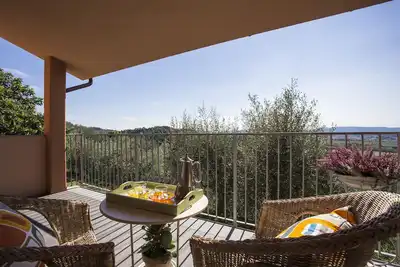 Image de Chalet Nespolo, sur les collines toscanes entre Pise et Florence, idéal pour 4p.