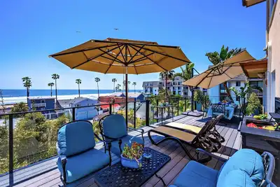 Image de Style de plage haut de gamme Front Ocean View Home - 12 personnes!