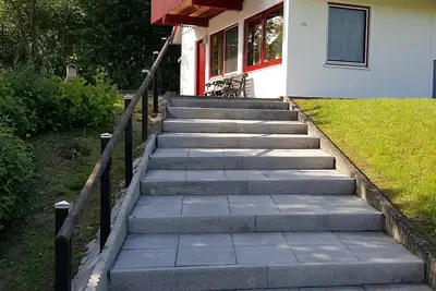 Image de Belle maison de vacances pour six personnes avec beaucoup d'extras