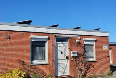 Image de Maison de vacances pour se détendre, méga terrasse, près de la plage, rénovée avec amour, super!