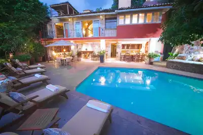 Image de Majestueuse villa toscane \/ Superbes vues sur l'eau \/ sur la zone romantique \/ à pied de la plage