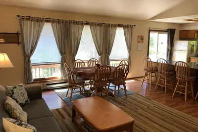 Image de Ketchikan Northern Retreat - Appartement 2 chambres avec plafond cathédrale