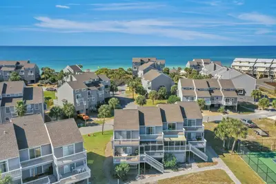 Image de Unité de fin, Gated Community, piscines, court de tennis, terrain de jeux, accès �� la plage Dunes Barrière 426-62 Beach House Too