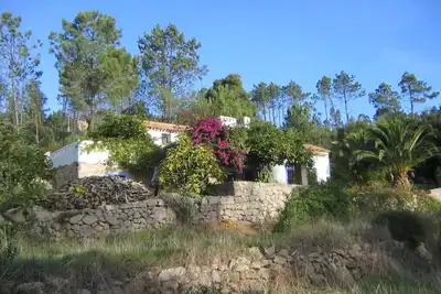 Image de Ferme\/gîte traditionnel avec piscine dans un endroit paisible